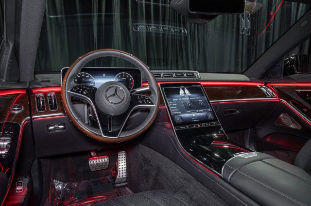 Used 2026 Mercedes-Benz S 580 4MATIC Sedan image 19