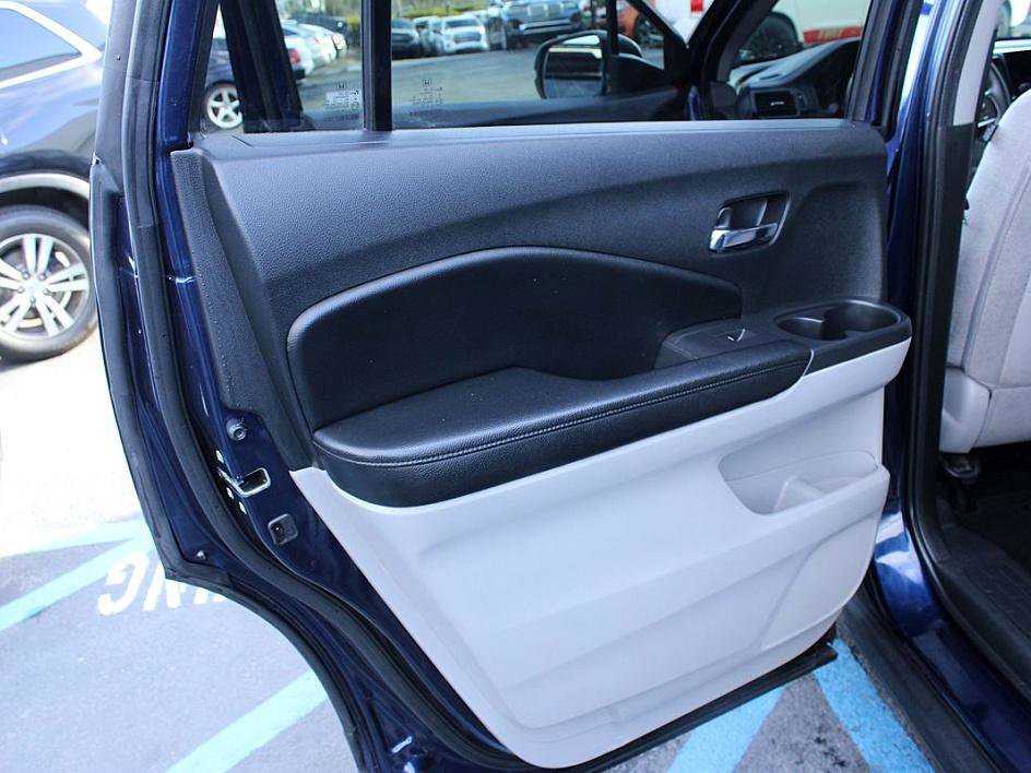 Used 2021 Honda Pilot EX image 17