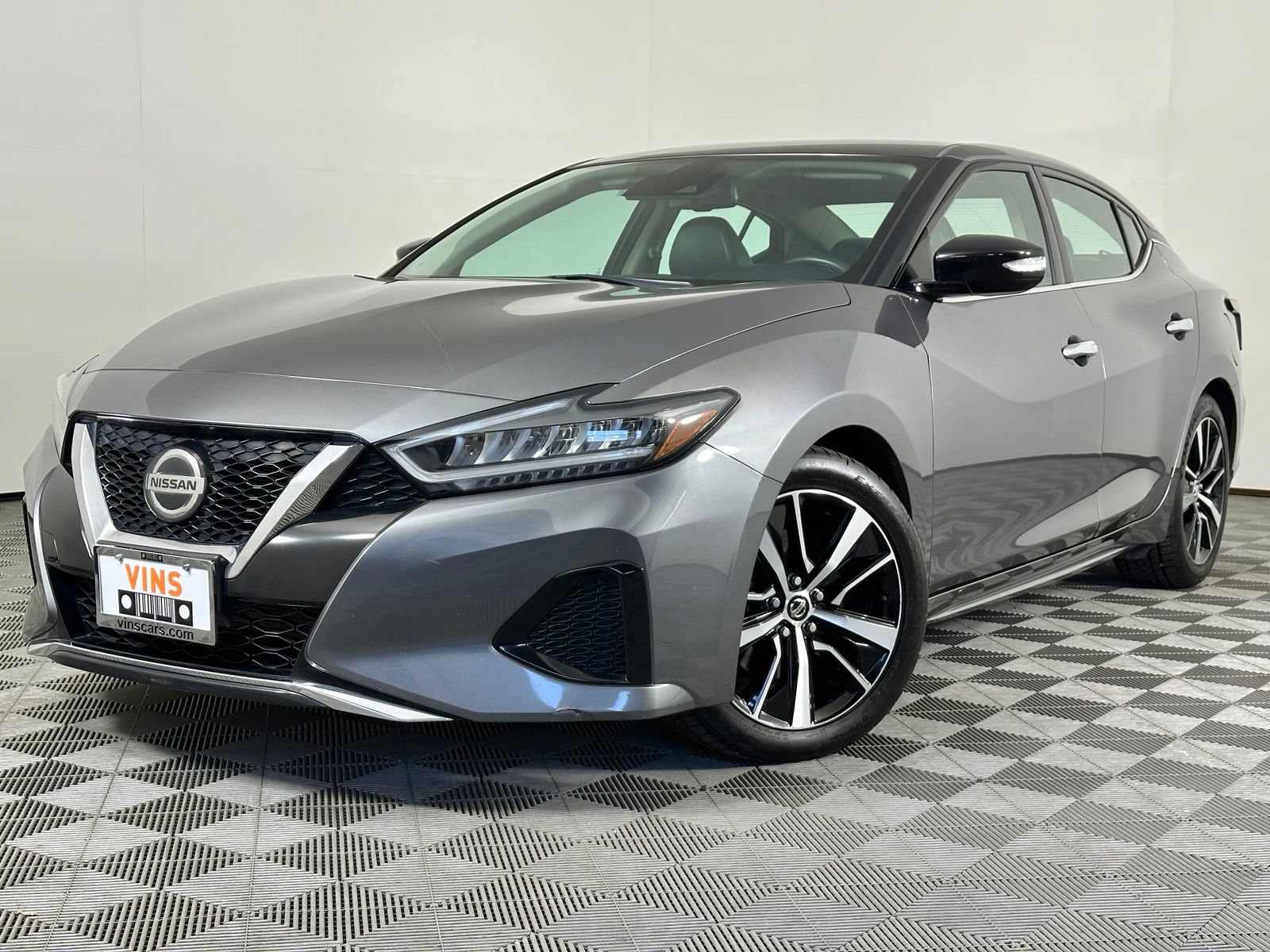 Used 2022 Nissan Maxima SV w/ Floor Mat Group FWD image 30