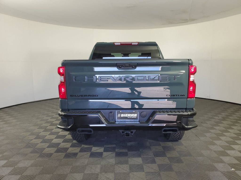 New 2026 Chevrolet Silverado 1500 Custom Trail Boss w/ Dark Appearance Package image 5