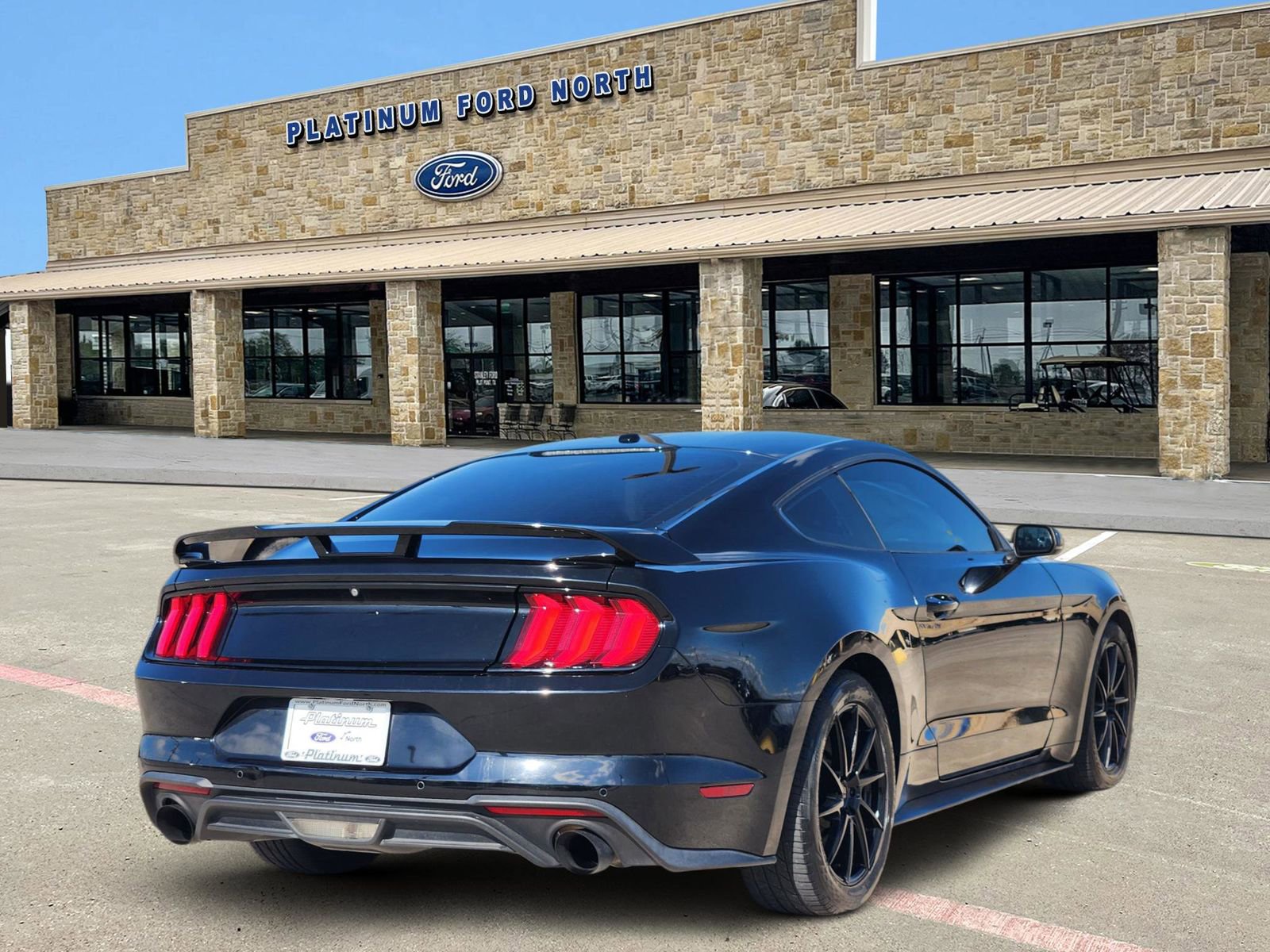 Used 2019 Ford Mustang Premium w/ Ecoboost Performance Package image 5