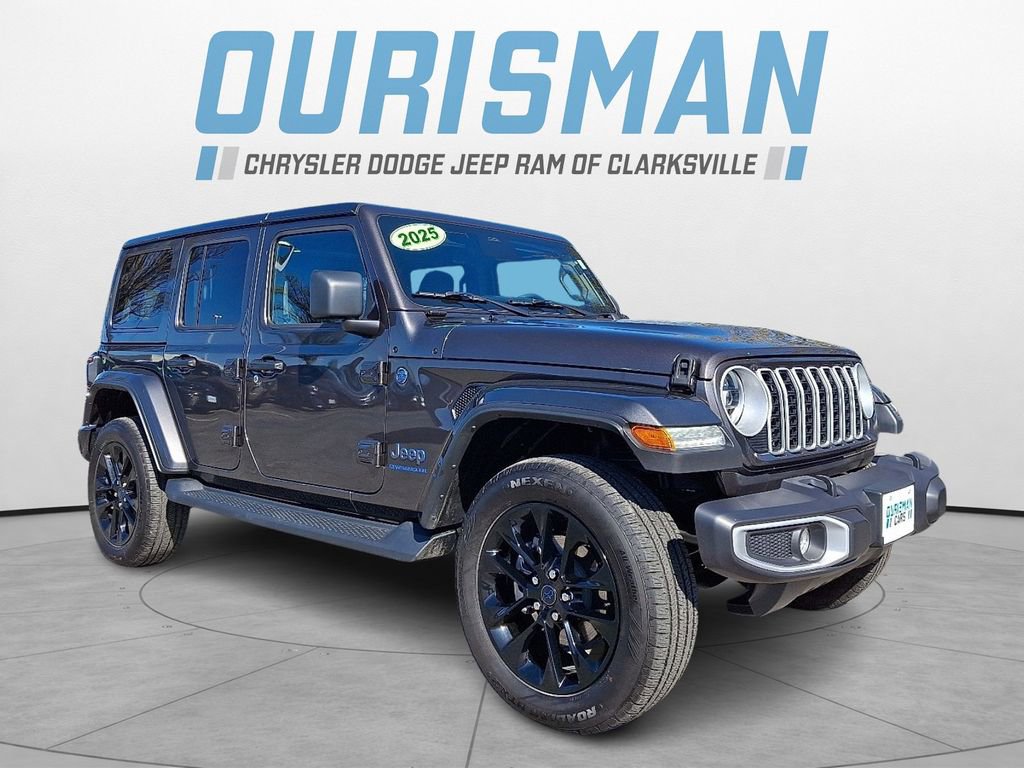 Used 2025 Jeep Wrangler Unlimited Sahara image 1