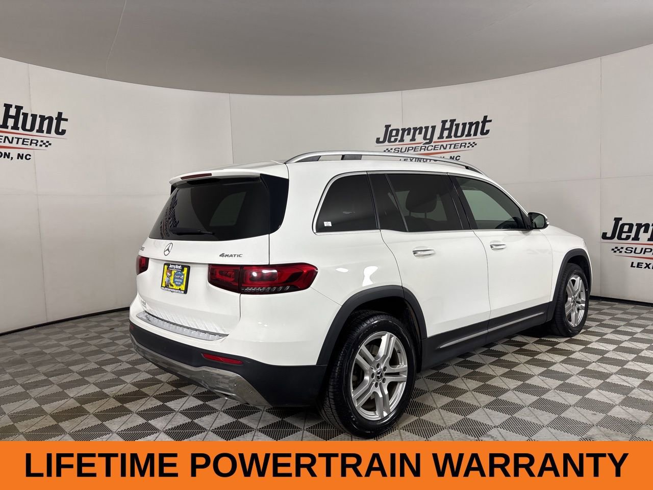 Used 2022 Mercedes-Benz GLB 250 4MATIC image 5