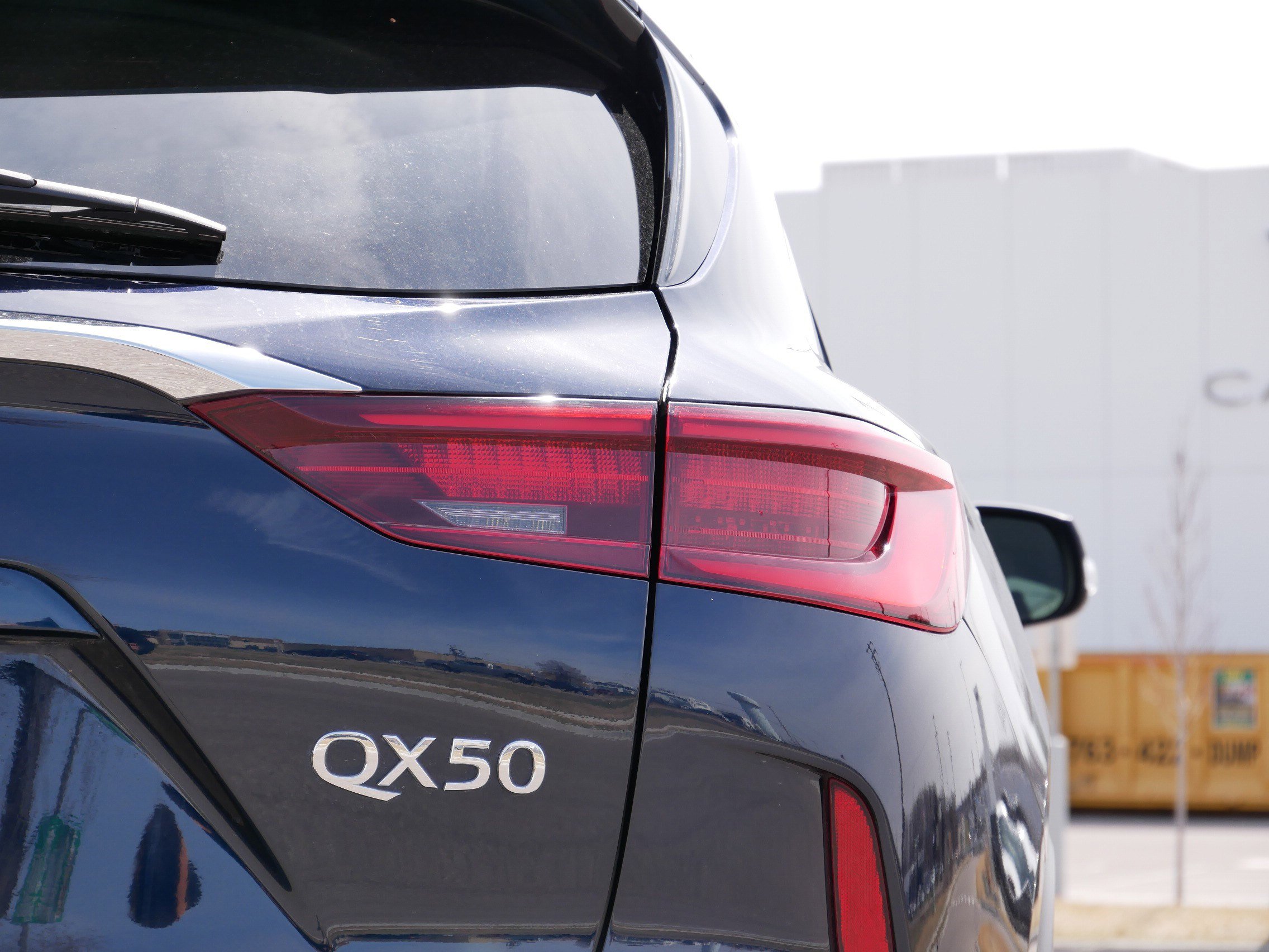 Used 2025 INFINITI QX50 Luxe AWD/4WD image 15