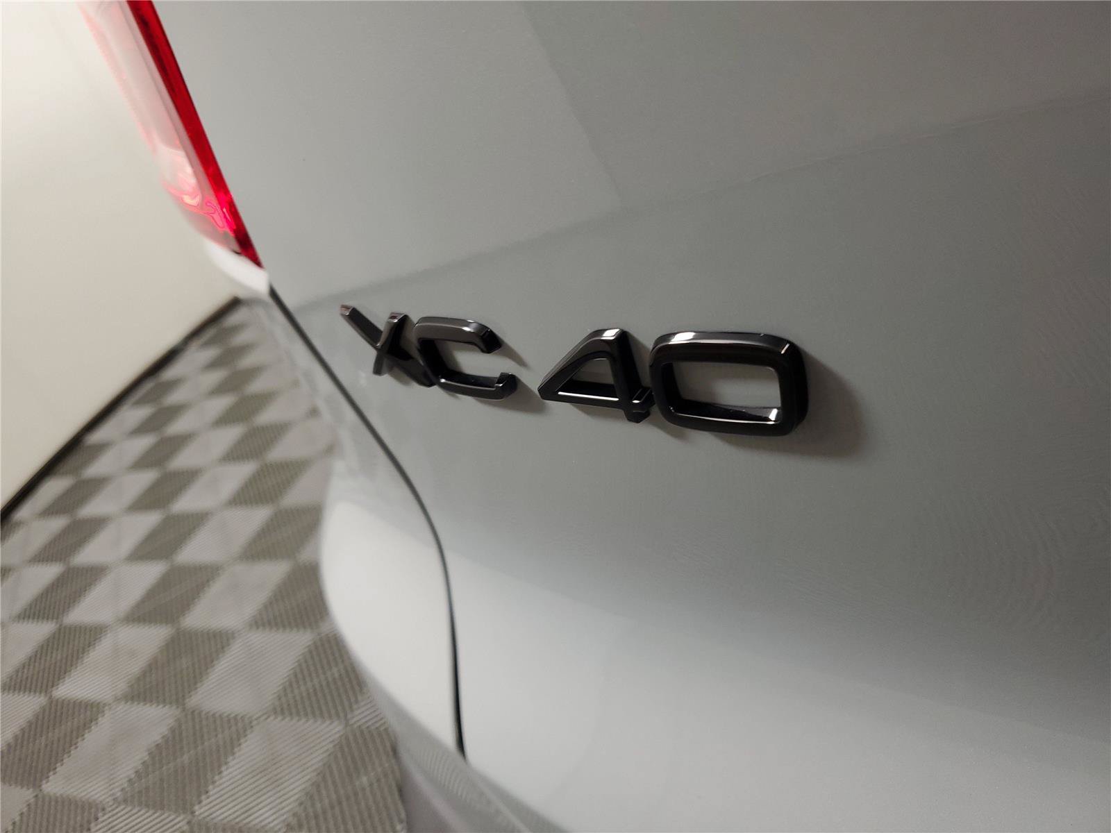 New 2026 Volvo XC40 B5 Ultra w/ Climate Package AWD/4WD image 7