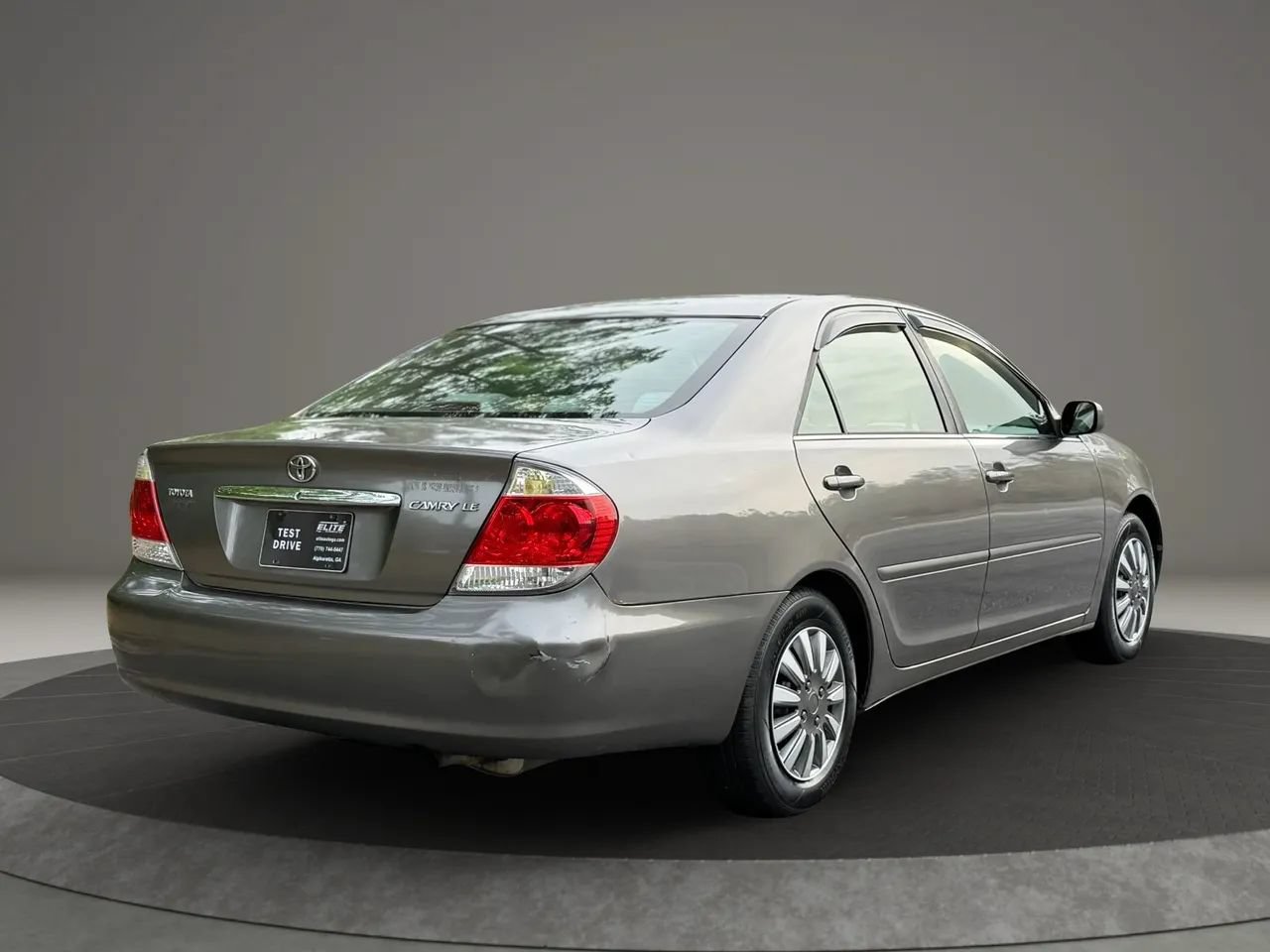 Used 2006 Toyota Camry LE FWD image 4