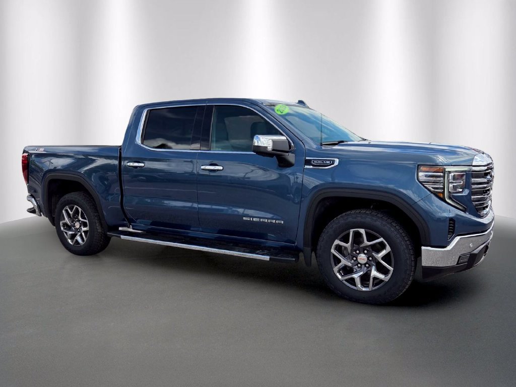 Used 2024 GMC Sierra 1500 SLT w/ SLT Premium Plus Package AWD/4WD image 2