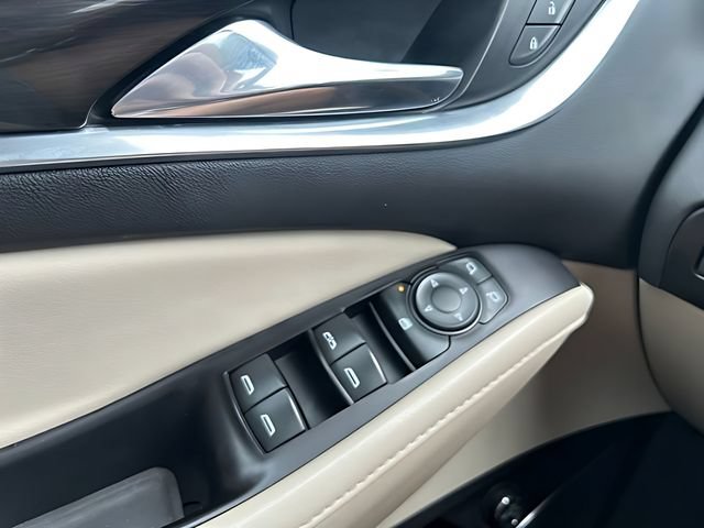 Used 2019 Buick Enclave Essence FWD image 29
