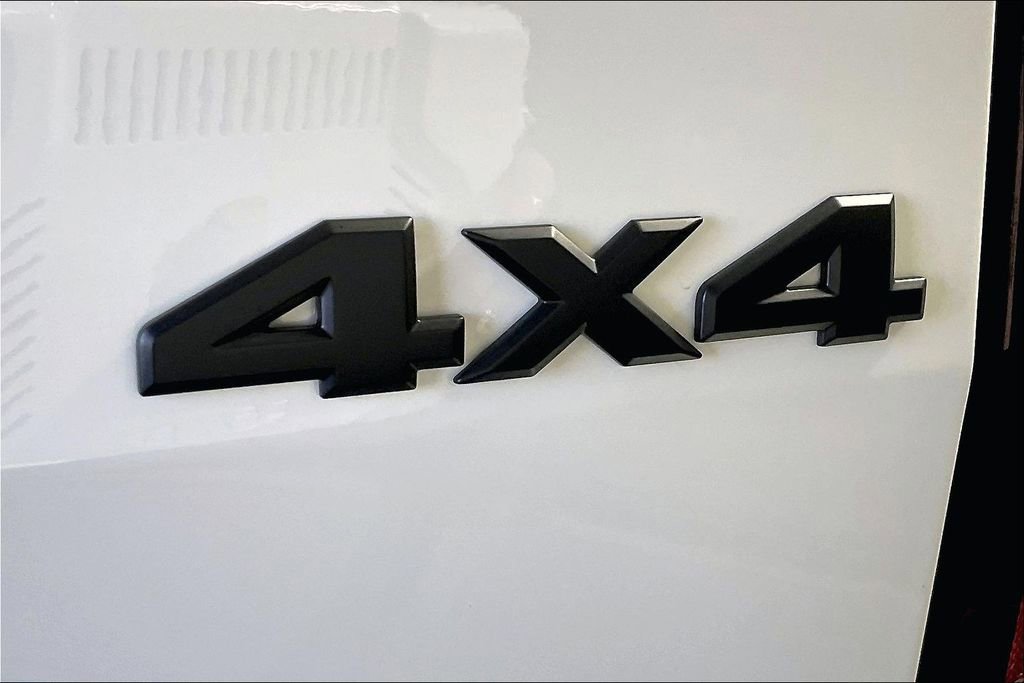 New 2026 Nissan Frontier SV w/ All-Weather Content Package image 37