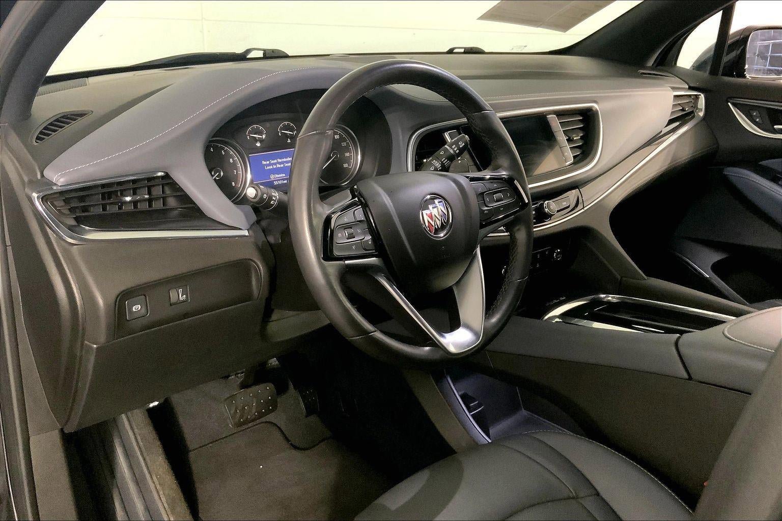 Used 2023 Buick Enclave Essence image 14