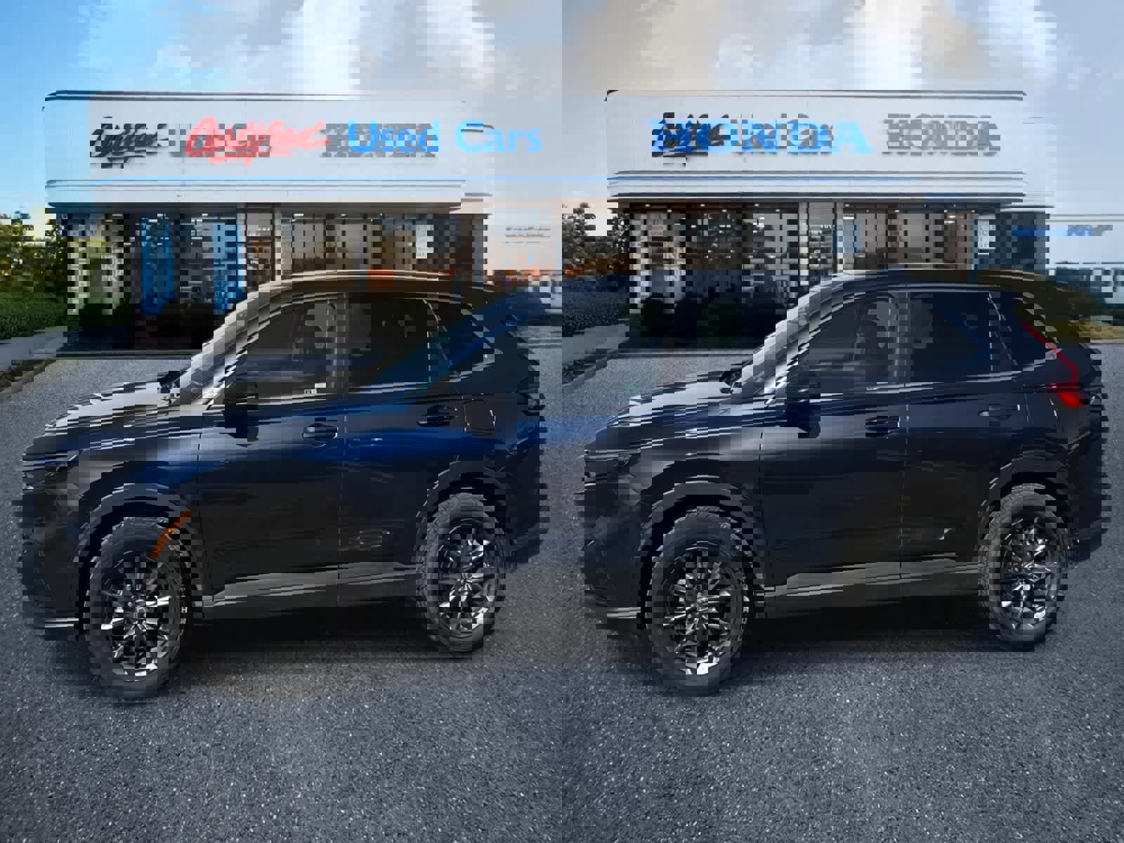 Used 2026 Honda CR-V EX-L image 2