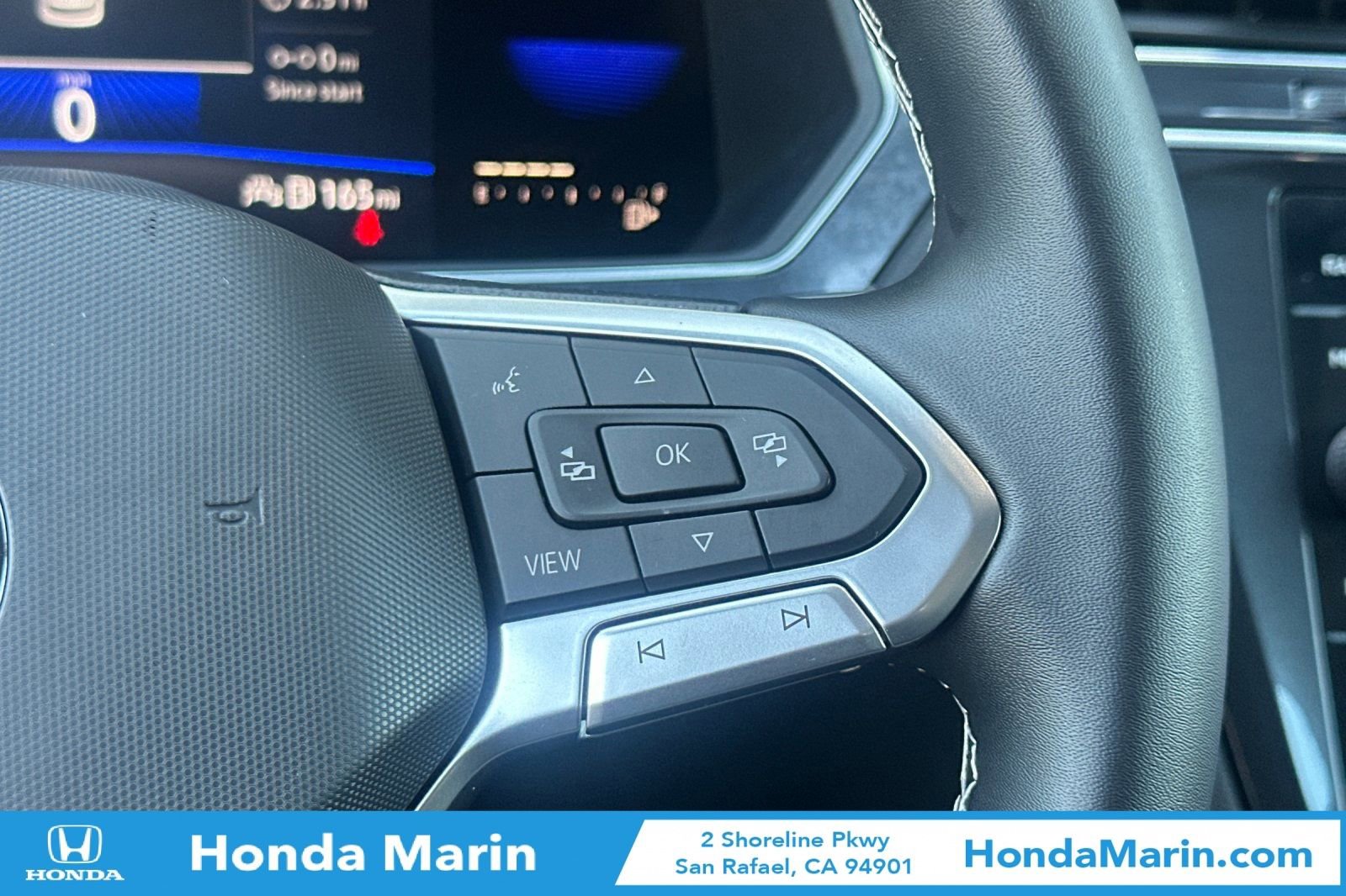 Used 2022 Volkswagen Tiguan SE image 29