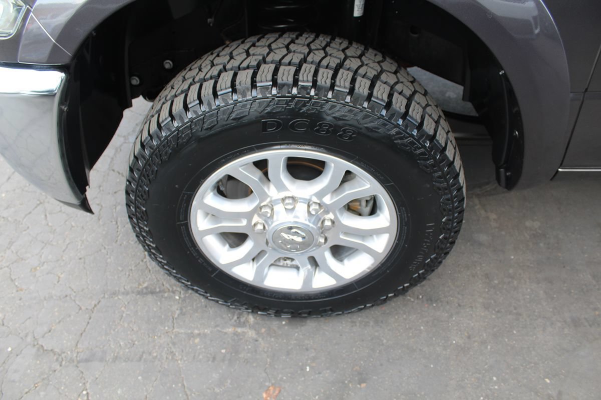 Used 2015 RAM 2500 Laramie AWD/4WD image 11