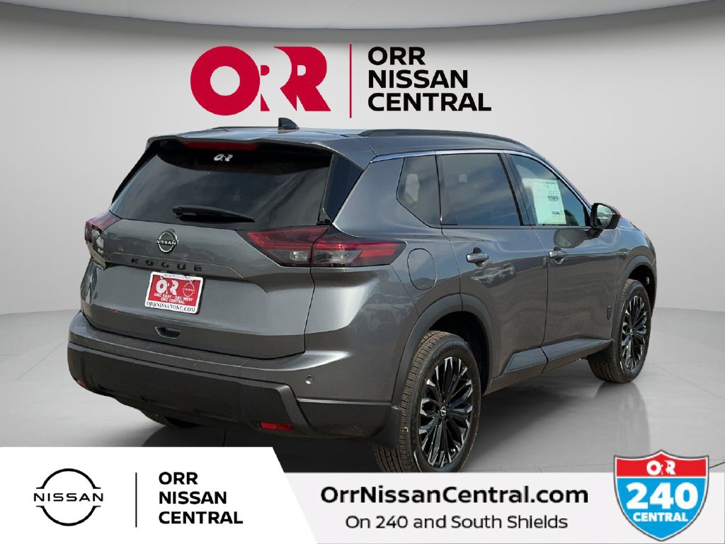 New 2027 Nissan Rogue Dark Armor FWD image 5