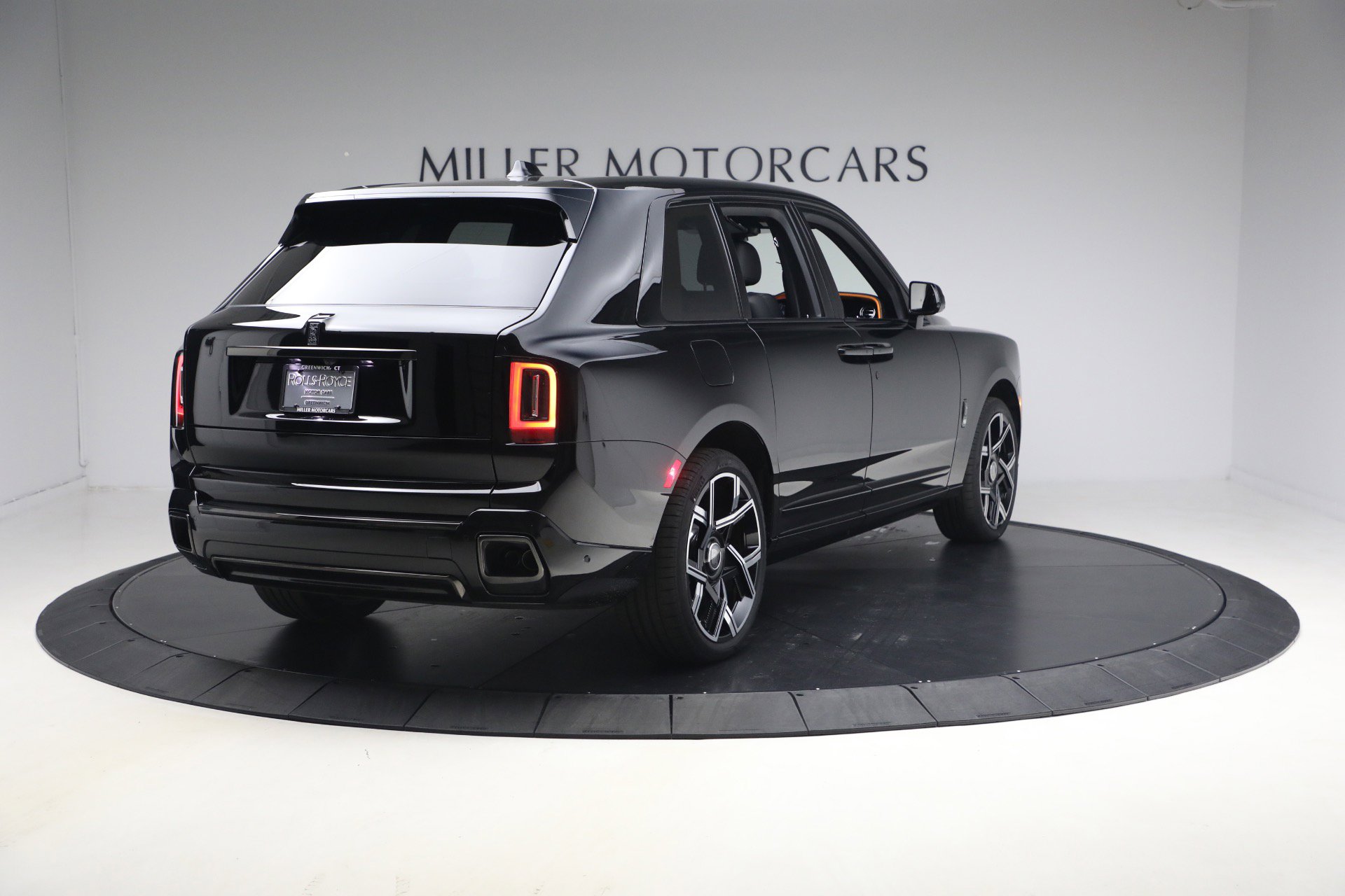 Certified 2026 Rolls-Royce Cullinan Black Badge image 5