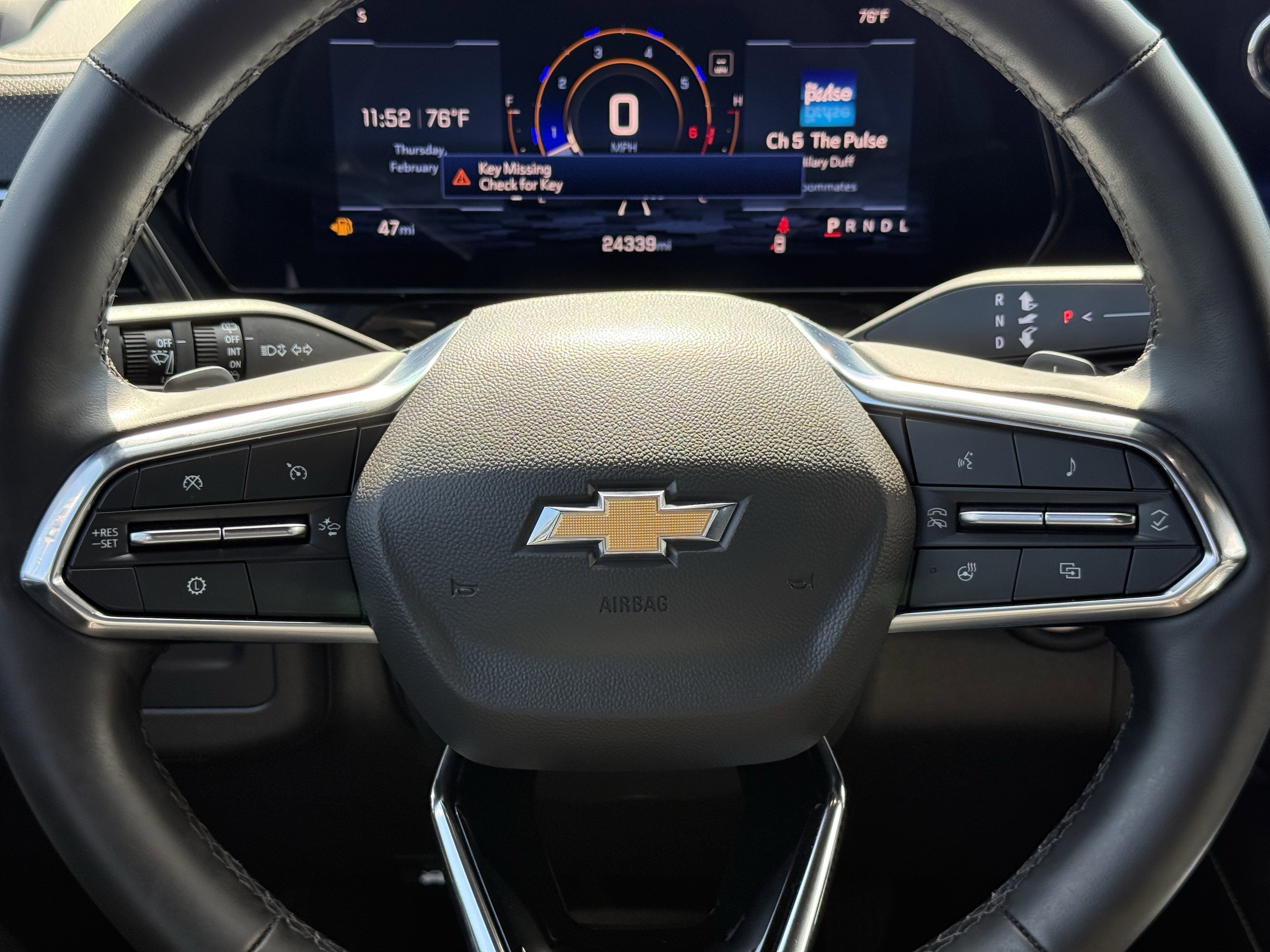 Used 2025 Chevrolet Suburban Premier image 15