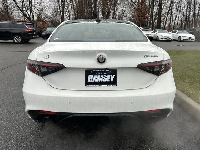 New 2025 Alfa Romeo Giulia AWD w/ Driving Assist Package image 7