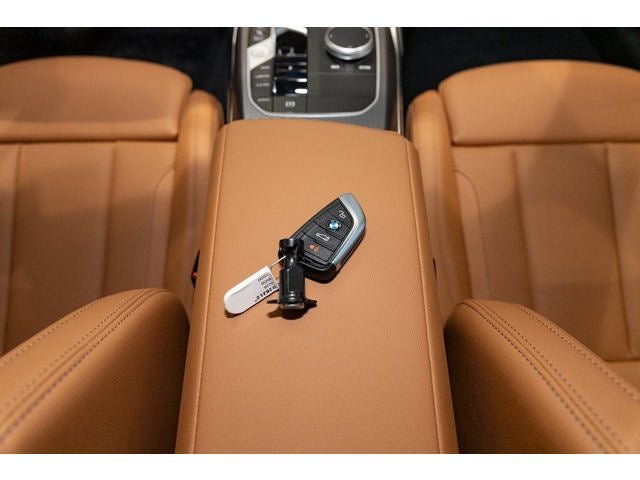 New 2026 BMW 330i xDrive Sedan w/ Convenience Package image 80