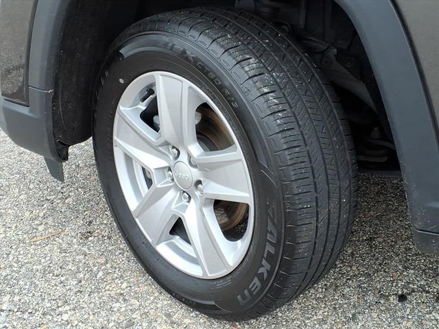 Used 2022 Jeep Compass Latitude AWD/4WD image 4