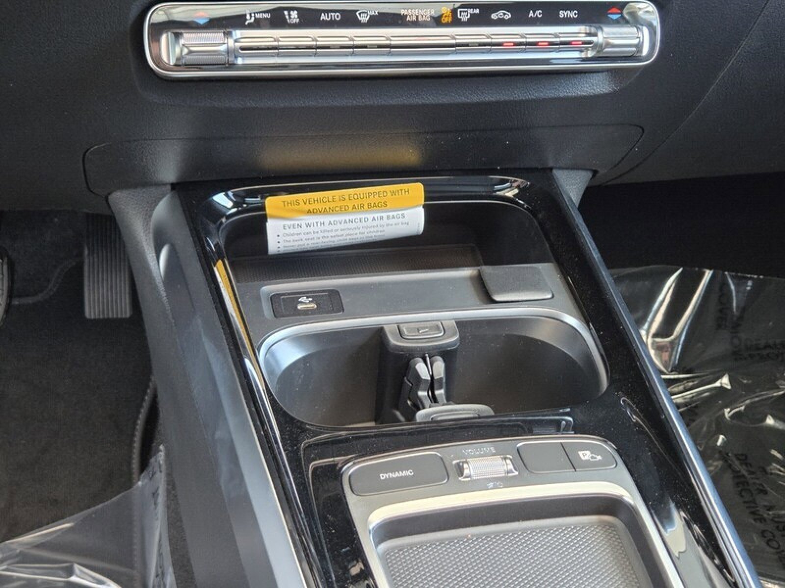 New 2026 Mercedes-Benz GLB 250 image 12