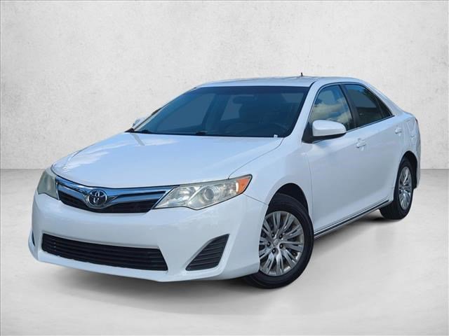 Used 2014 Toyota Camry LE