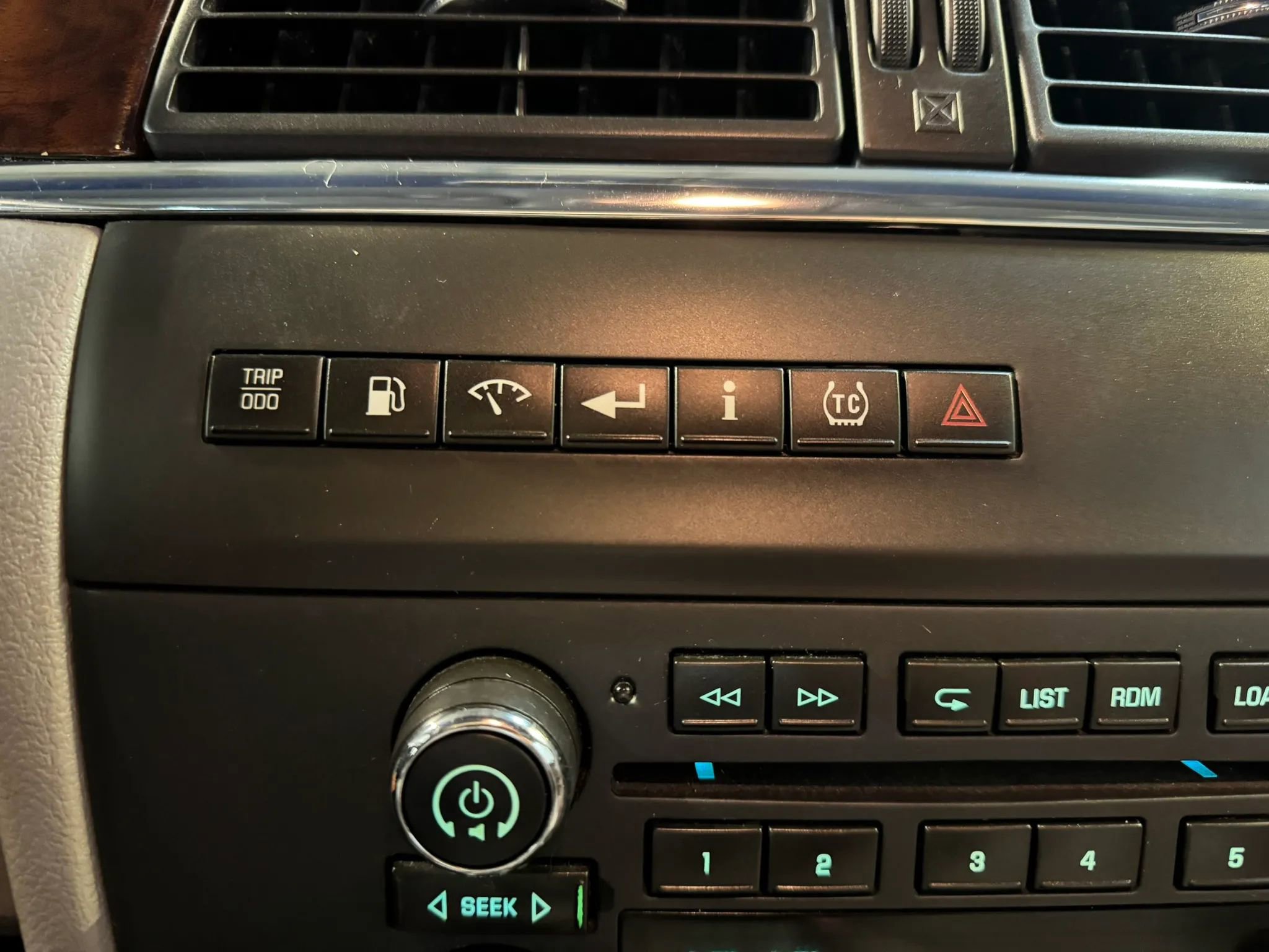 Used 2007 Buick LaCrosse CXS w/ Driver Confidence Package image 15