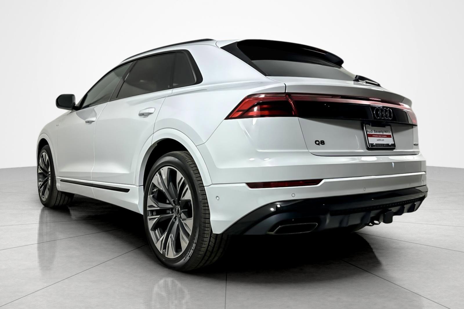 New 2026 Audi Q8 Premium Plus image 4