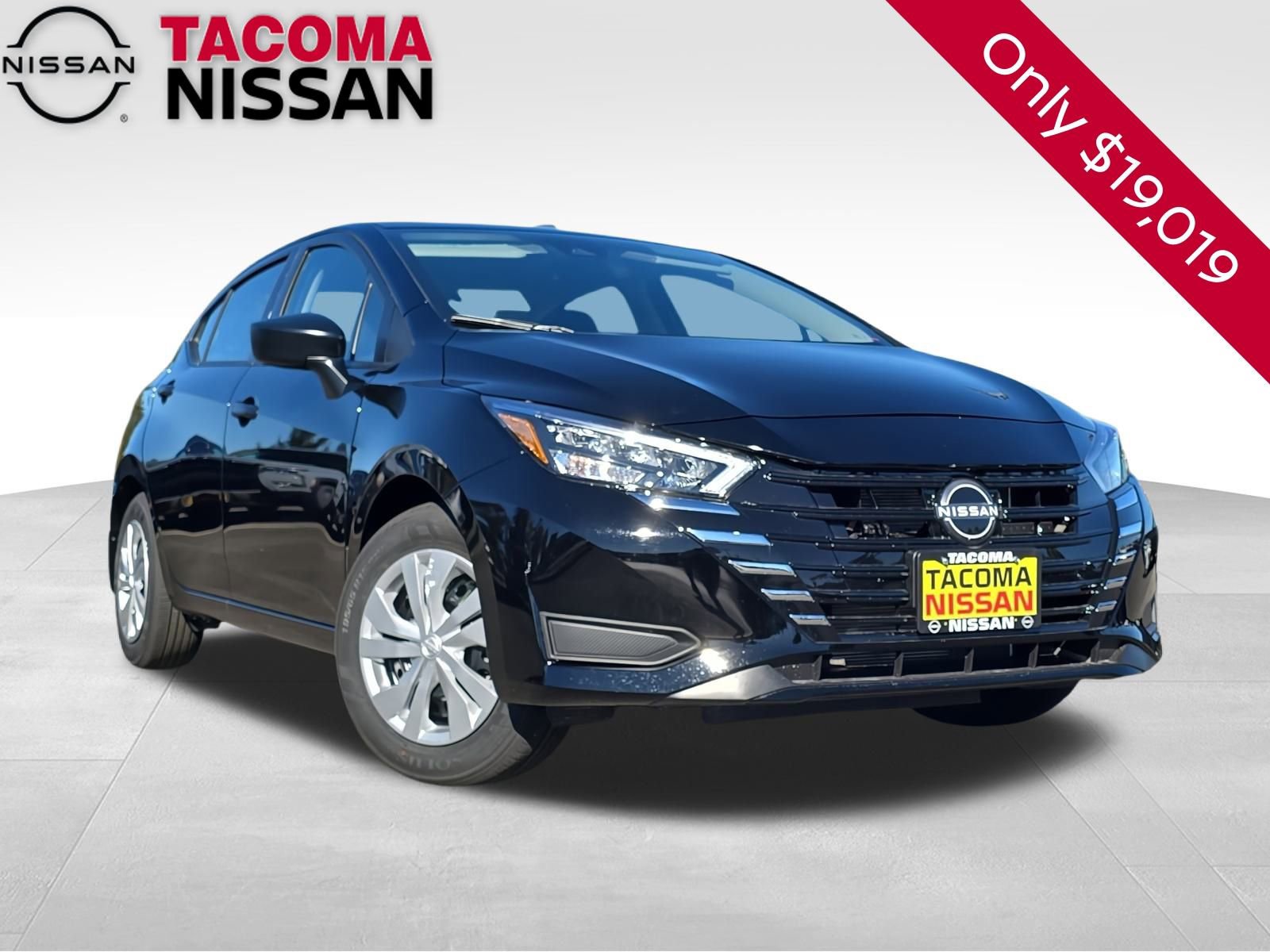 New 2025 Nissan Versa S w/ Trunk Package