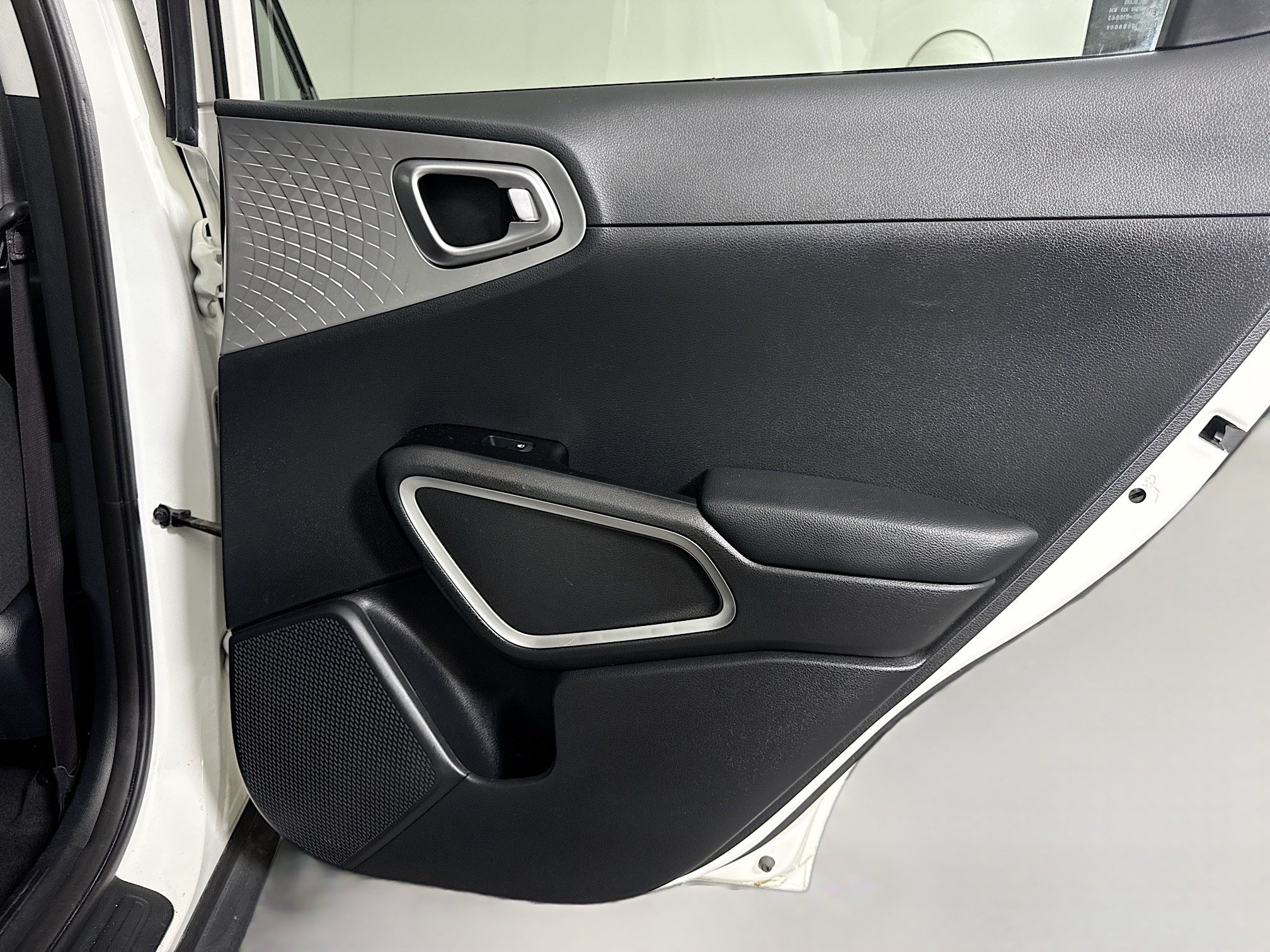 Used 2023 Kia Soul LX FWD image 27