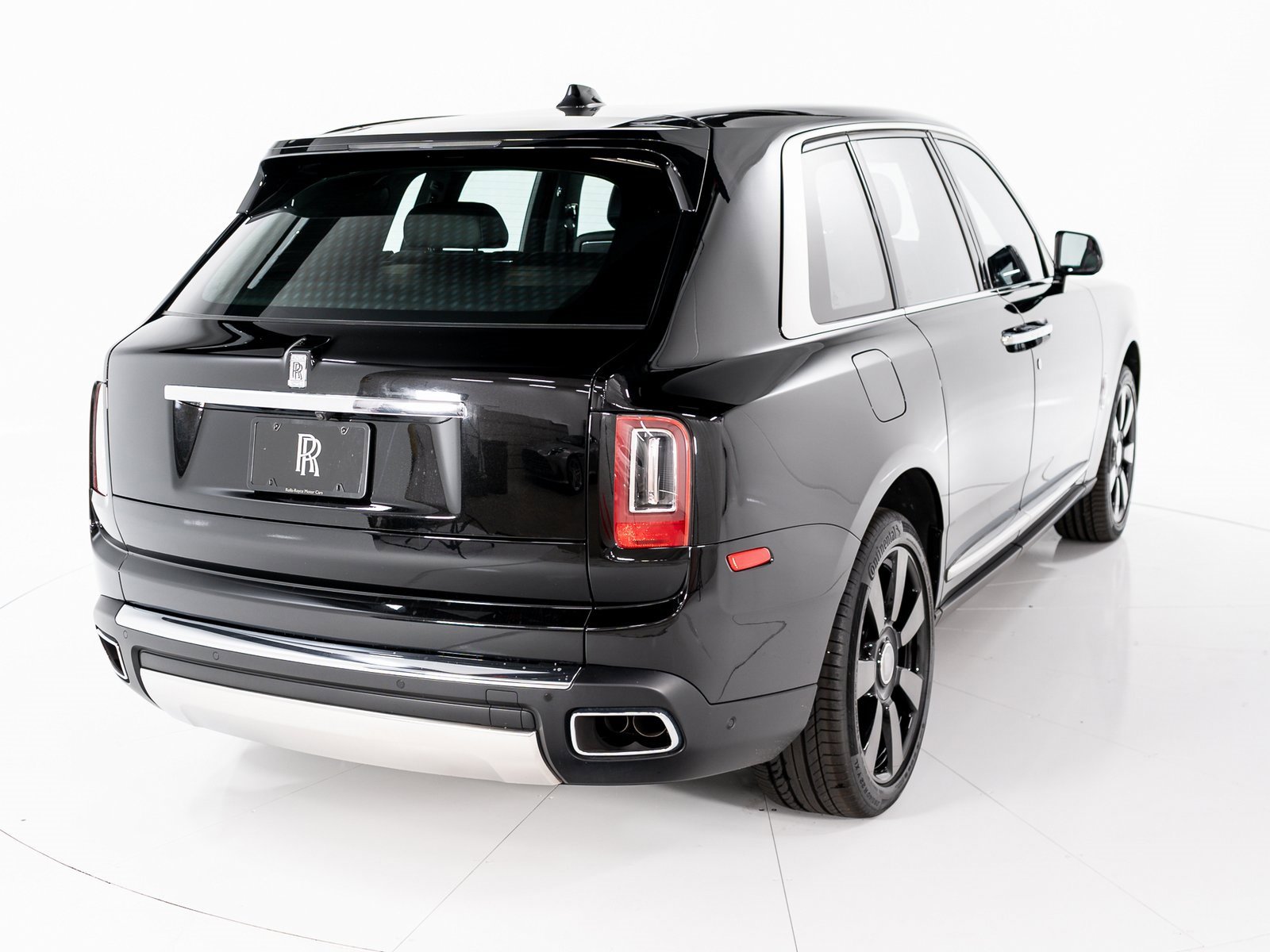 Certified 2022 Rolls-Royce Cullinan image 5