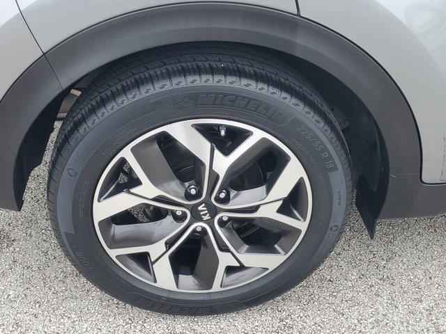 Used 2022 Kia Sportage EX FWD image 9