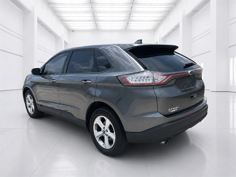 Used 2016 Ford Edge SE AWD/4WD image 18