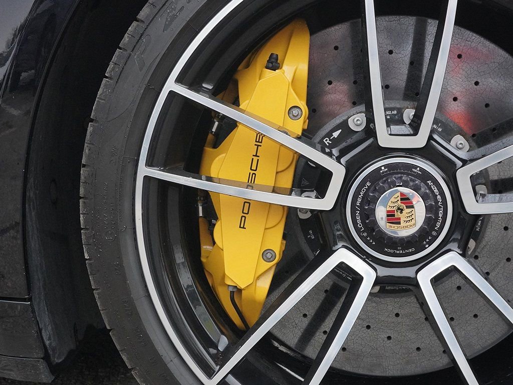 Used 2022 Porsche 911 Turbo S w/ 911 Turbo Sportdesign Package image 32