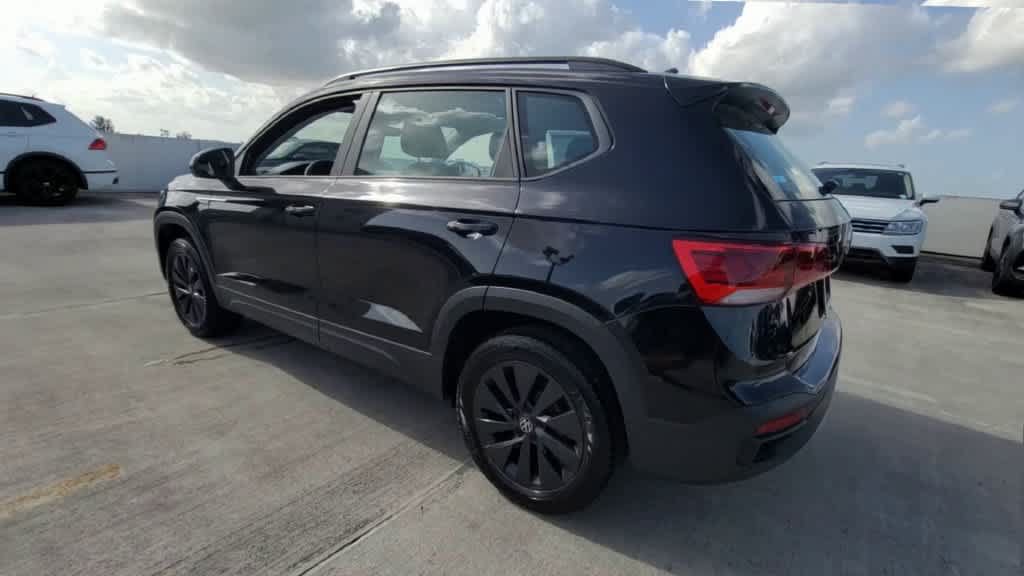 Used 2023 Volkswagen Taos S FWD image 7