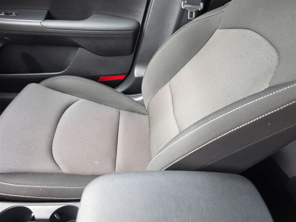 Used 2024 Kia Forte LXS w/ LXS Technology Package FWD image 47