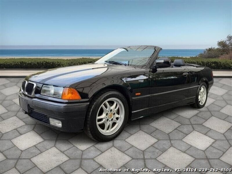 Used 1999 BMW 323i Convertible RWD image 4