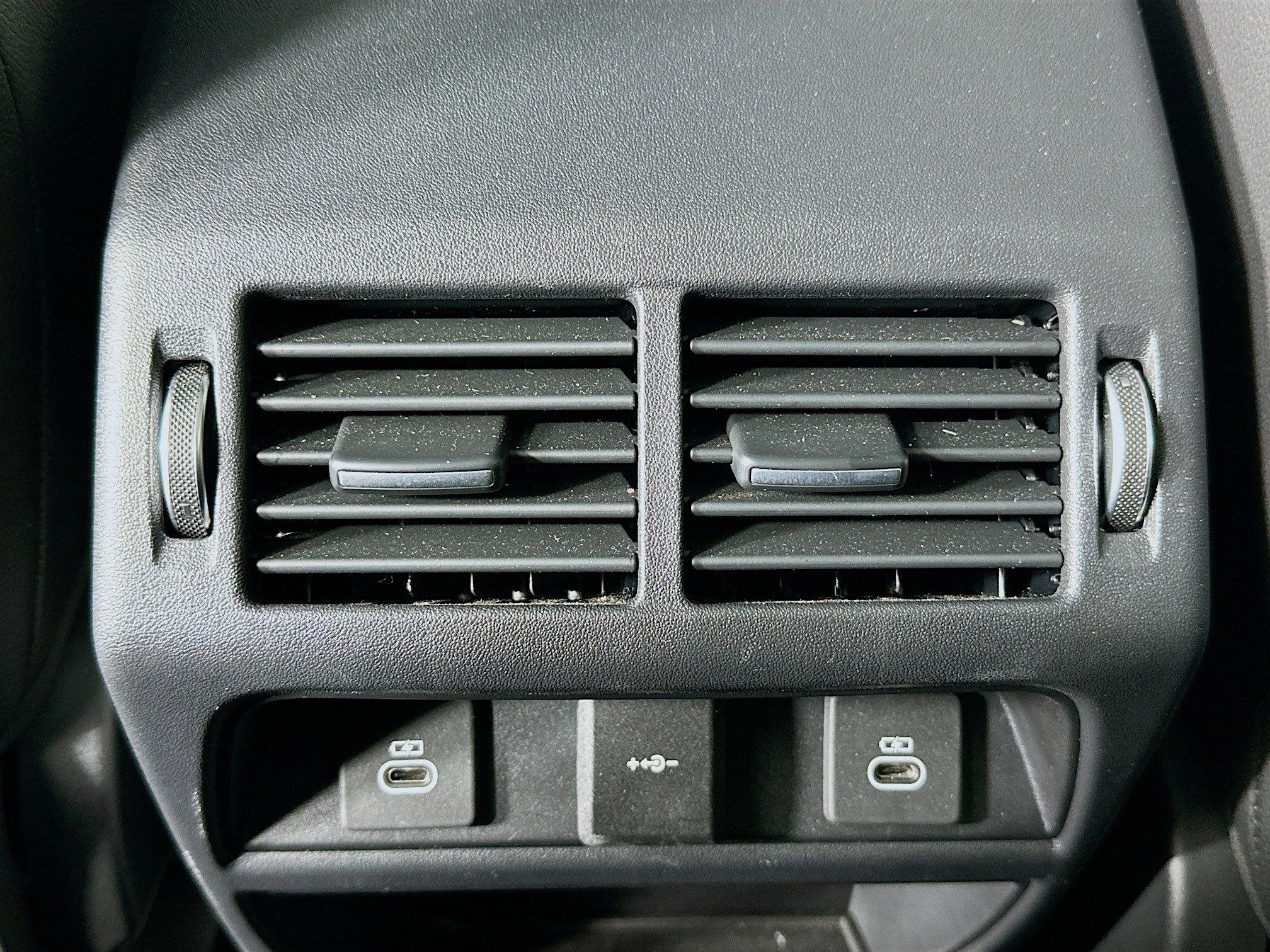 Used 2024 Jaguar E-PACE R-Dynamic SE image 27