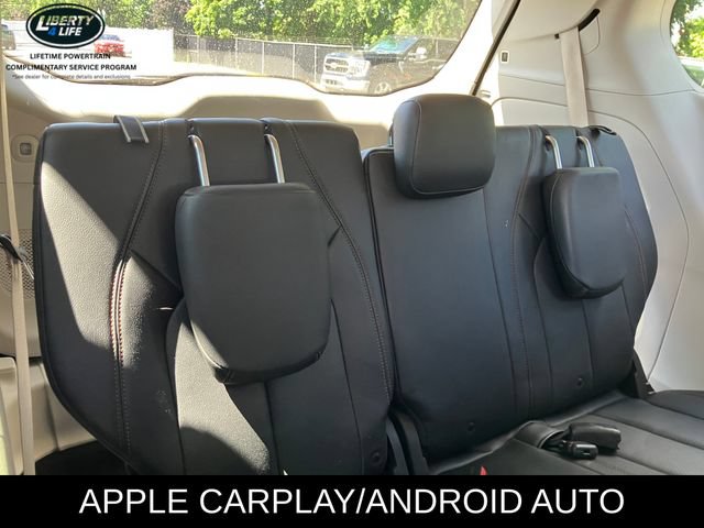 Used 2019 Chrysler Pacifica Touring-L Plus w/ Tire & Wheel Group FWD image 12