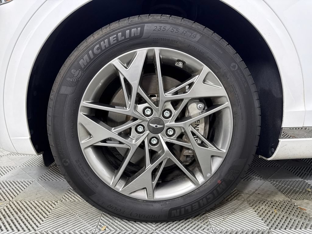 Certified 2025 Genesis GV70 2.5T w/ Select Package AWD/4WD image 11