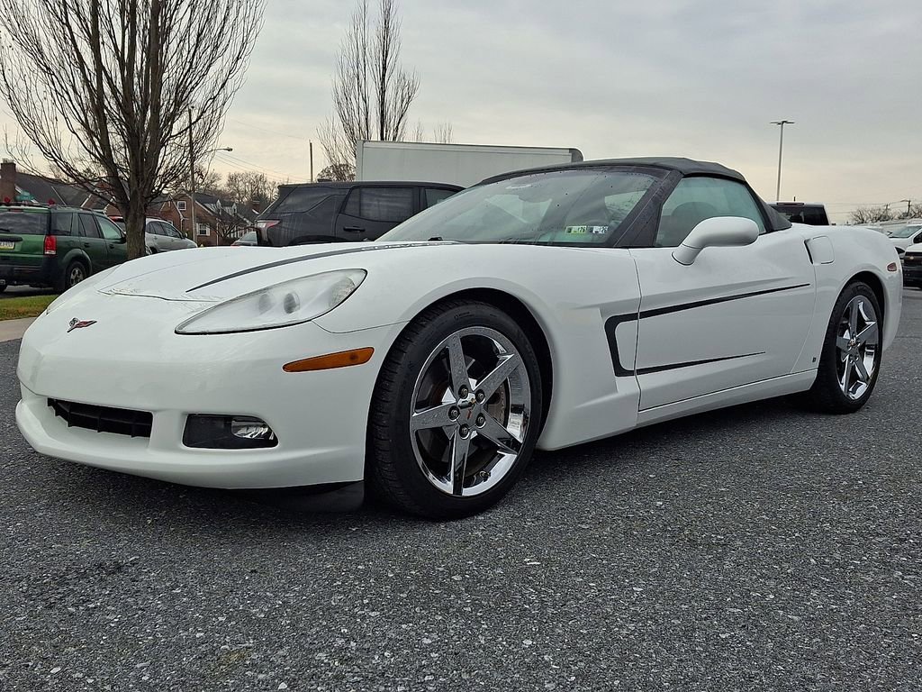 Used 2007 Chevrolet Corvette Convertible w/ Preferred Equipment Group image 3