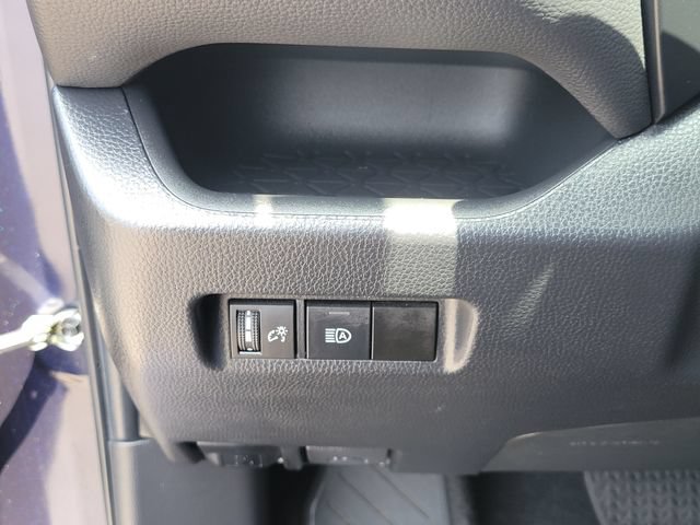Used 2023 Toyota RAV4 XLE FWD image 15