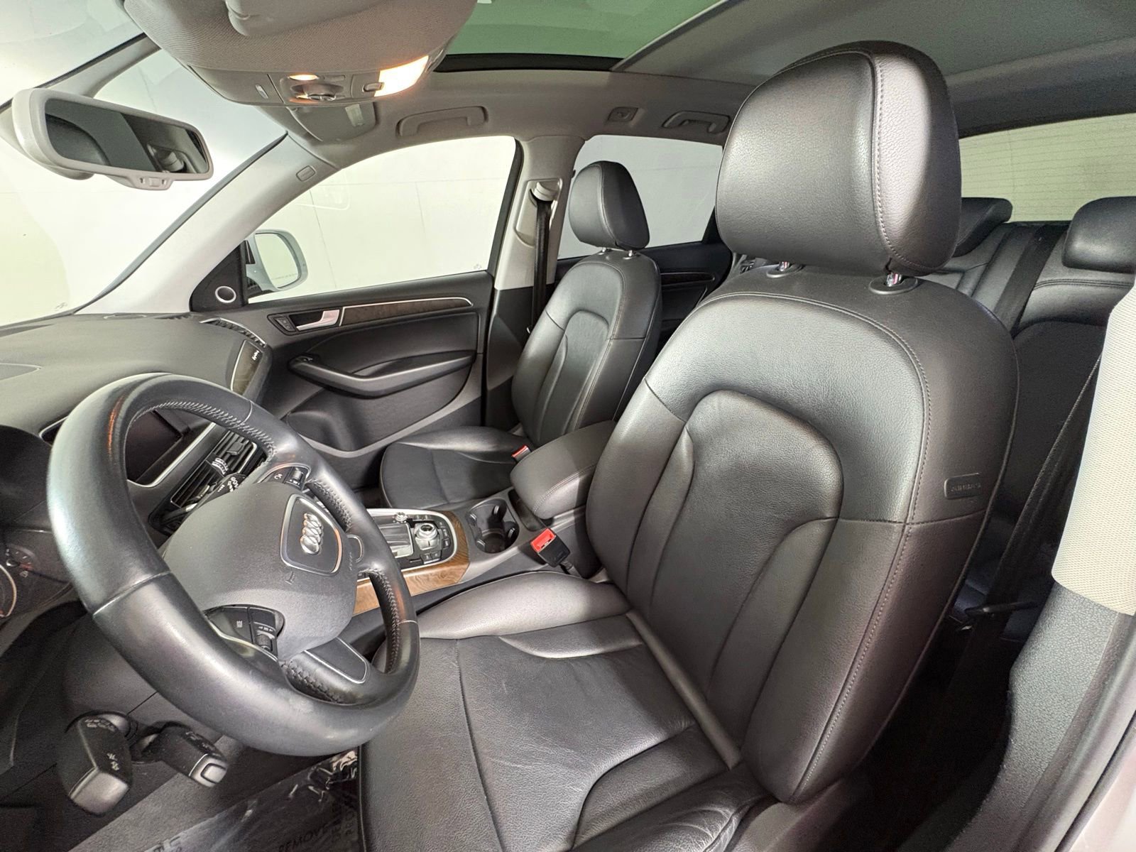 Used 2015 Audi Q5 2.0T Premium Plus w/ Technology Package image 12