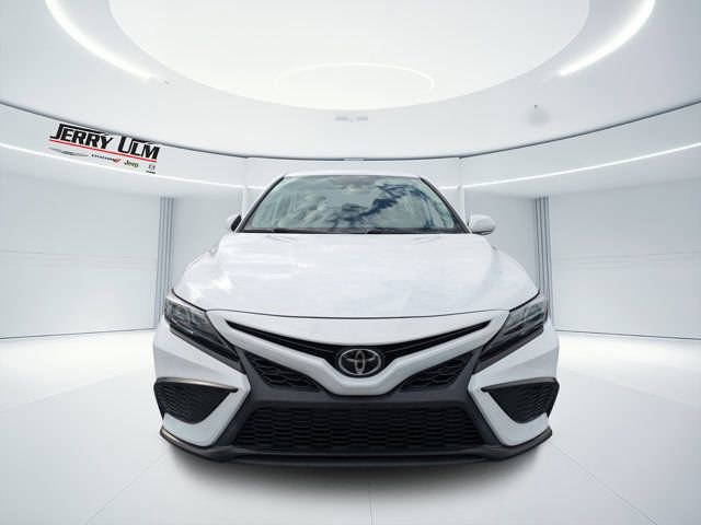 Used 2023 Toyota Camry SE image 7