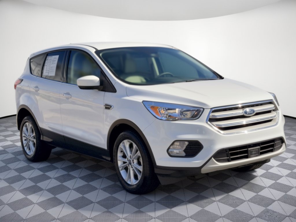 Used 2019 Ford Escape SE FWD image 7