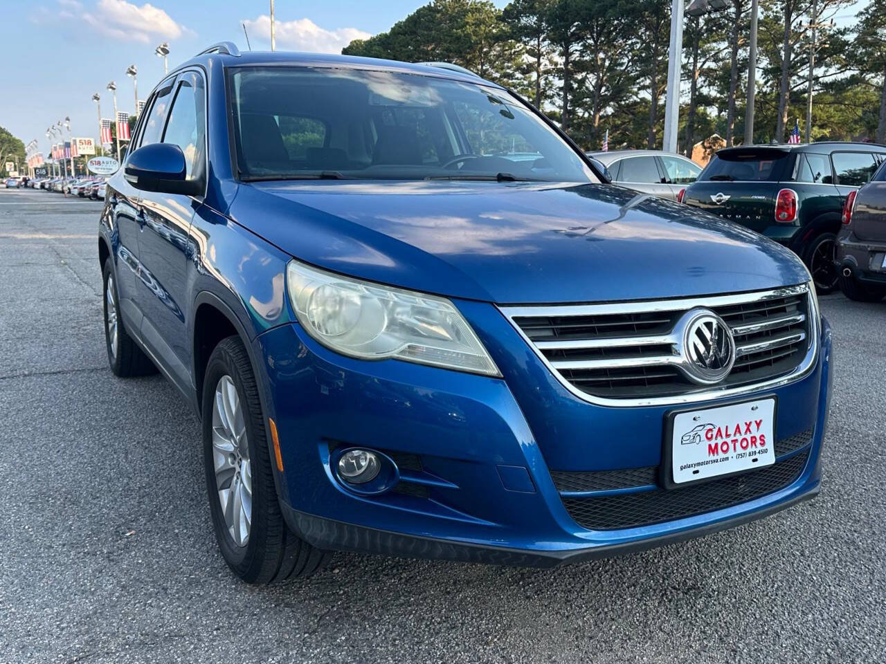 Used 2009 Volkswagen Tiguan SE AWD/4WD image 3