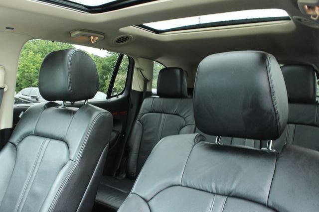 Used 2019 Lincoln MKT AWD image 15