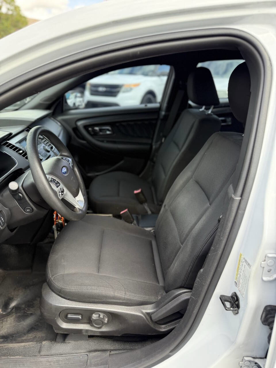 Used 2015 Ford Taurus Police Interceptor AWD image 12