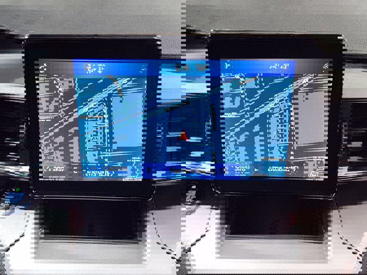 Used 2021 Ford Explorer XLT w/ Equipment Group 202A image 37