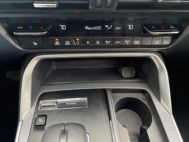 Used 2024 MAZDA CX-90 Plug-In Hybrid w/ Preferred AWD/4WD image 28