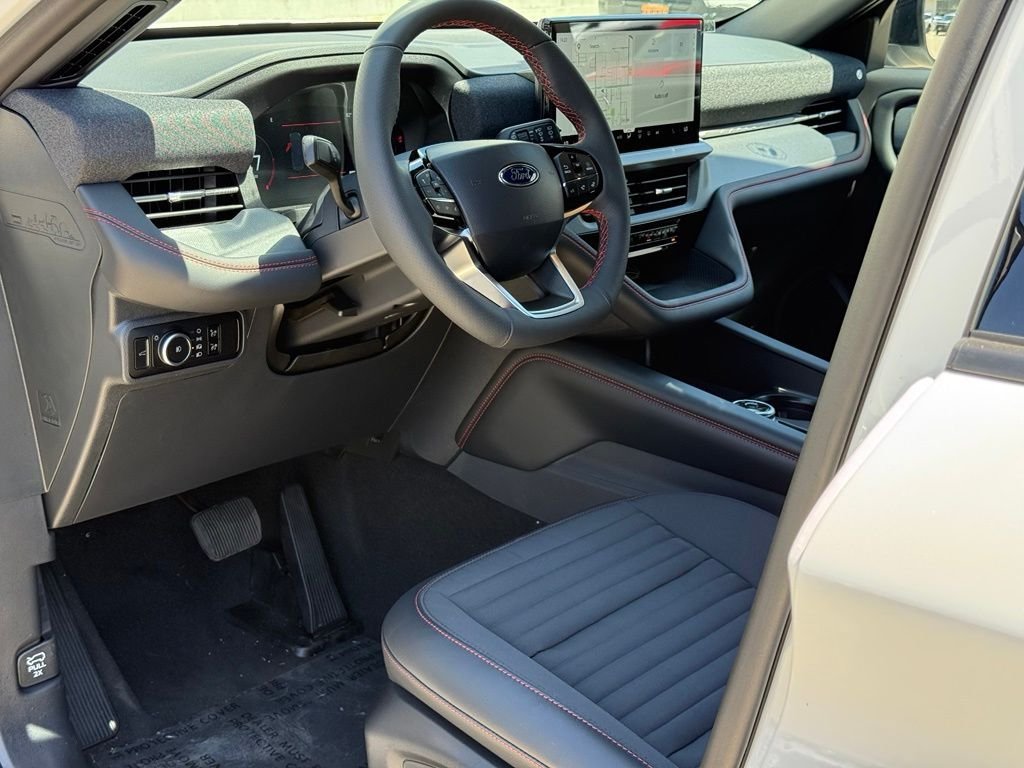 New 2026 Ford Explorer ST-Line RWD image 6